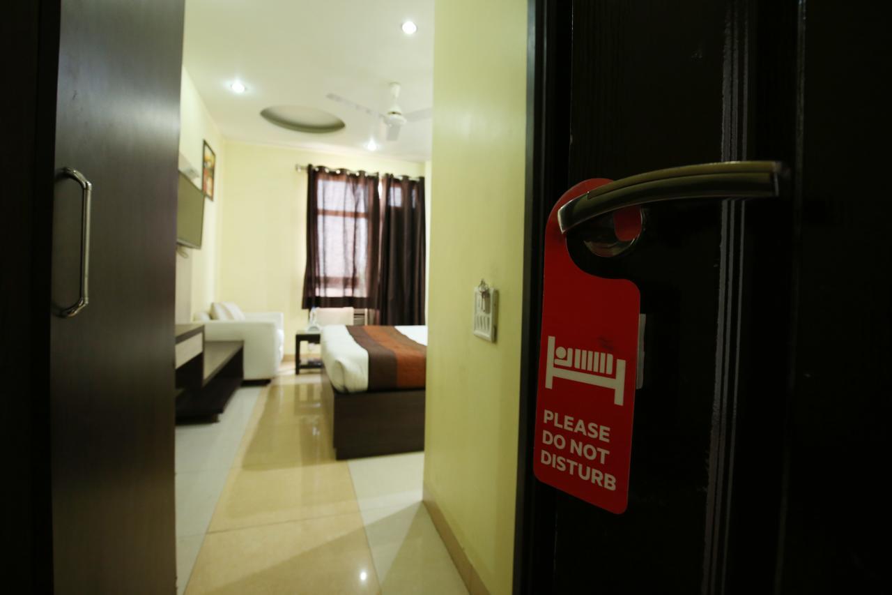 Hotel Mm Yellowuds Amritsar Luaran gambar