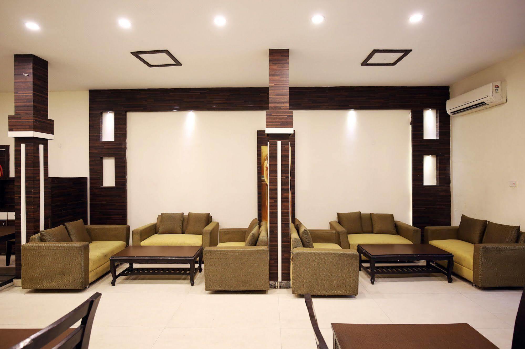 Hotel Mm Yellowuds Amritsar Luaran gambar