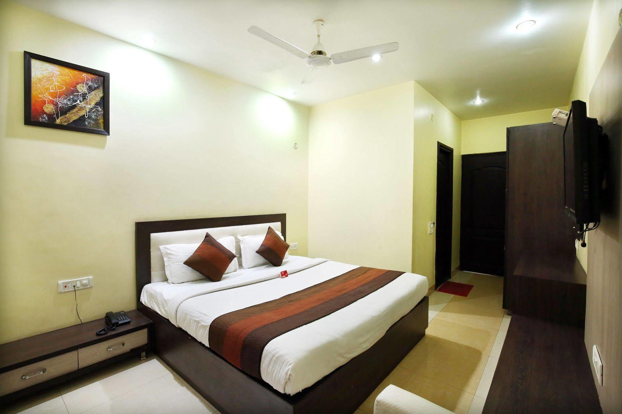 Hotel Mm Yellowuds Amritsar Luaran gambar