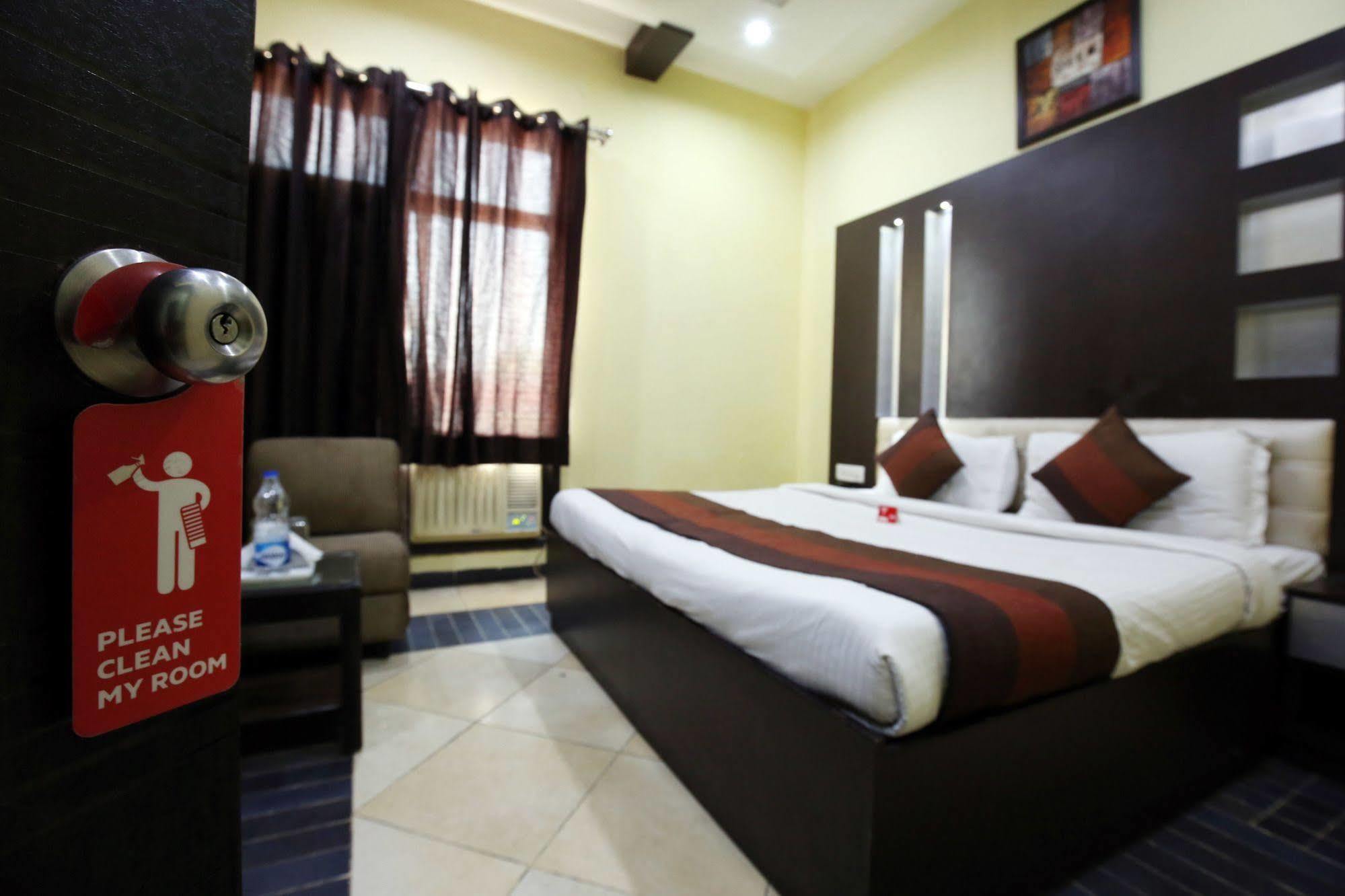 Hotel Mm Yellowuds Amritsar Luaran gambar