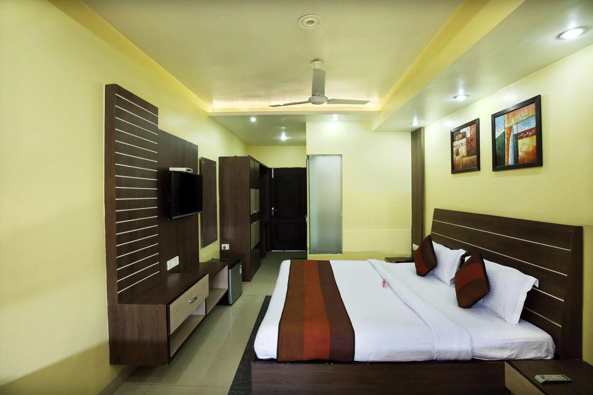 Hotel Mm Yellowuds Amritsar Luaran gambar